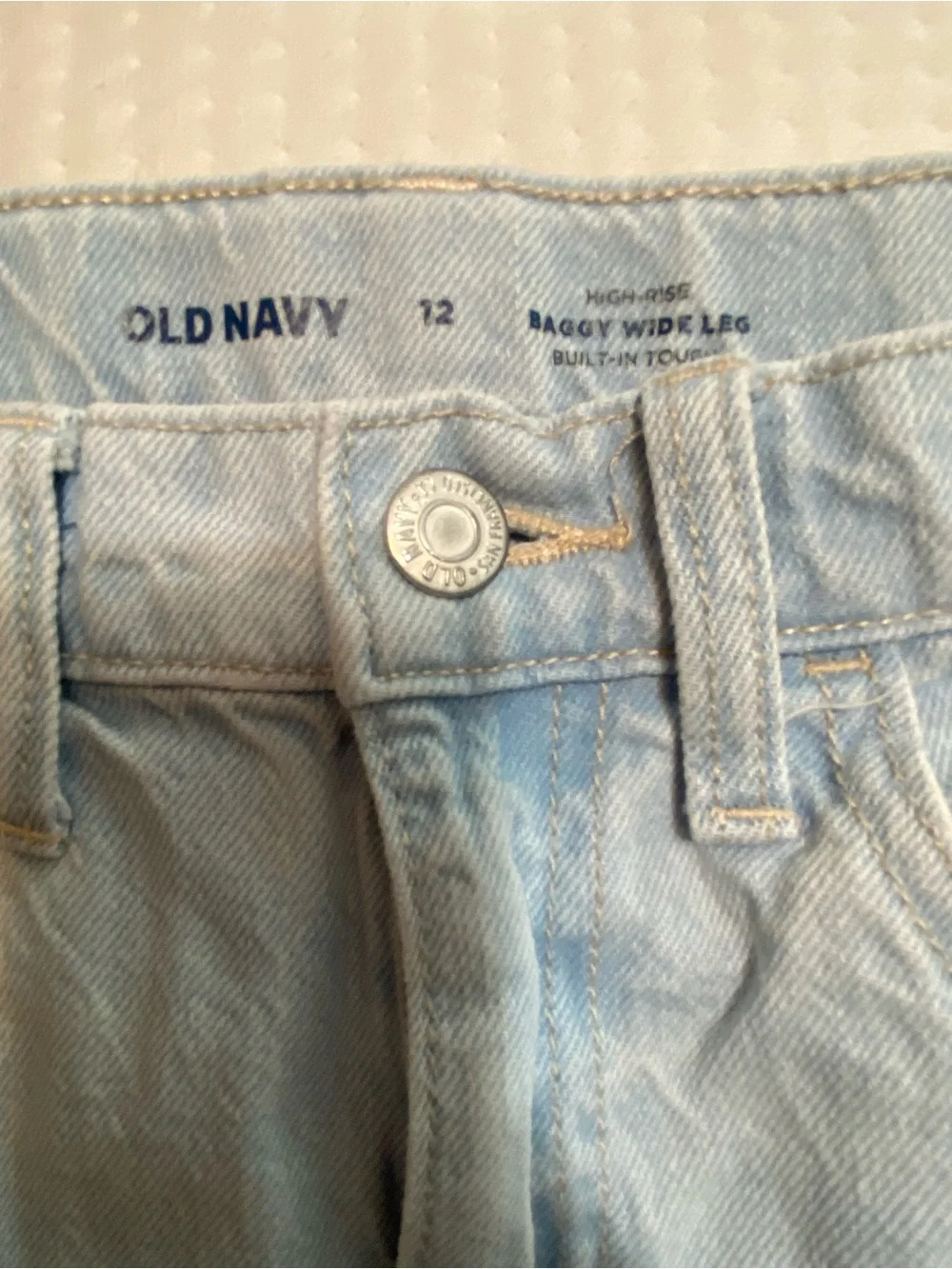 Old Navy Light Blue Kids wide leg Jeans with Knee Distress
